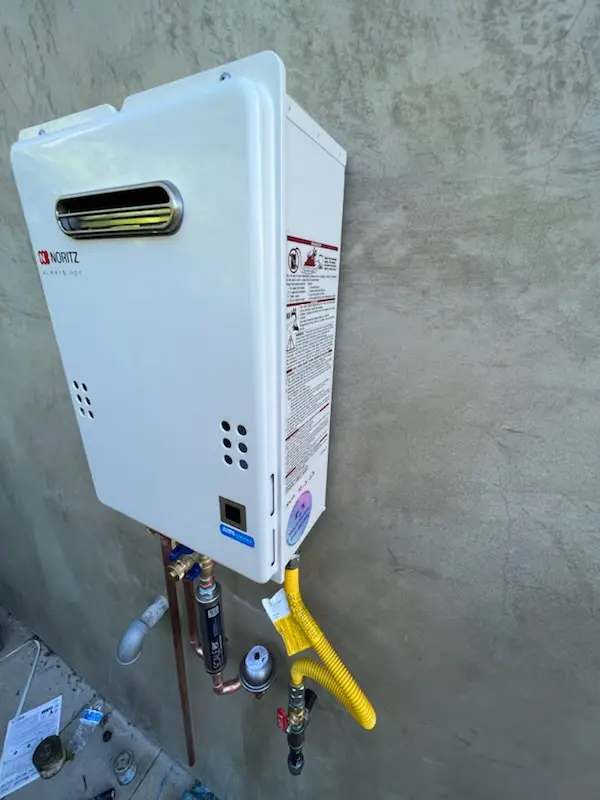 Tankless water heater installation for Serena Park homes